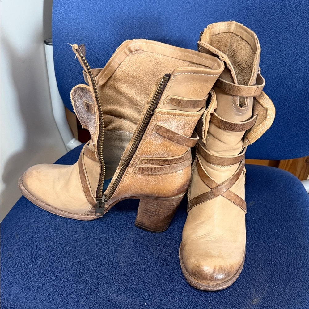 Freebird Tan Leather Heeled Boots